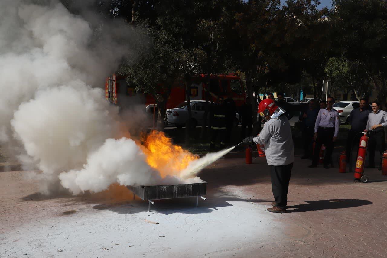 تجهیز ایستگاه‌های آتش‌نشانی شهرداری خرم‌آباد به دوربین‌های مدار بسته