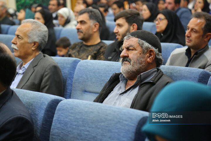 به احترام مردم اصفهان؛ بهره‌برداری از ون ویژه معلولان و سامانه همیار