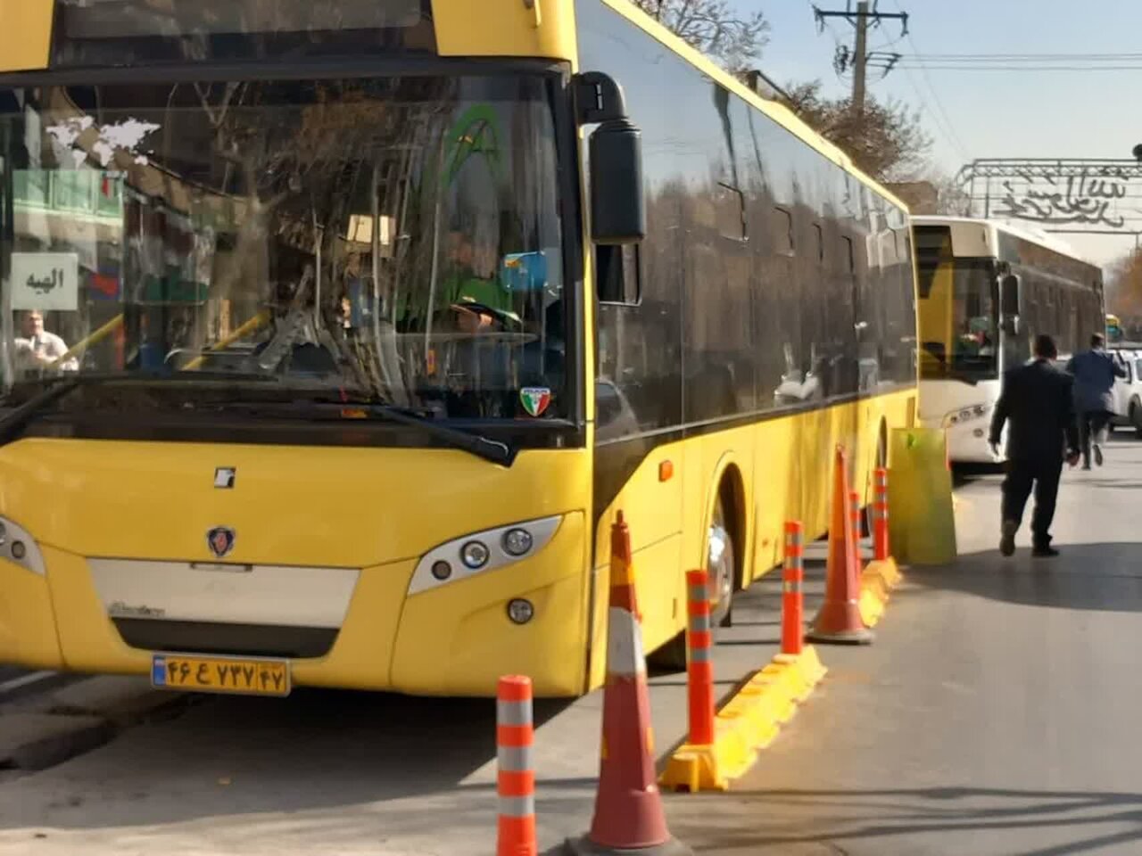 اجرای خط ویژه مسیر اتوبوس در خیابان امام خمینی (ره) اراک