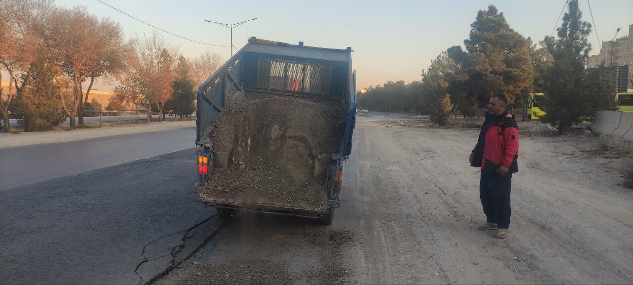 محل فرونشست زمین قبل از میدان آزادگان ایمنسازی شد + عکس