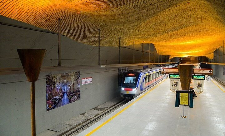 خدمات‌رسانی متروی شیراز ۲۶ آذر رایگان است