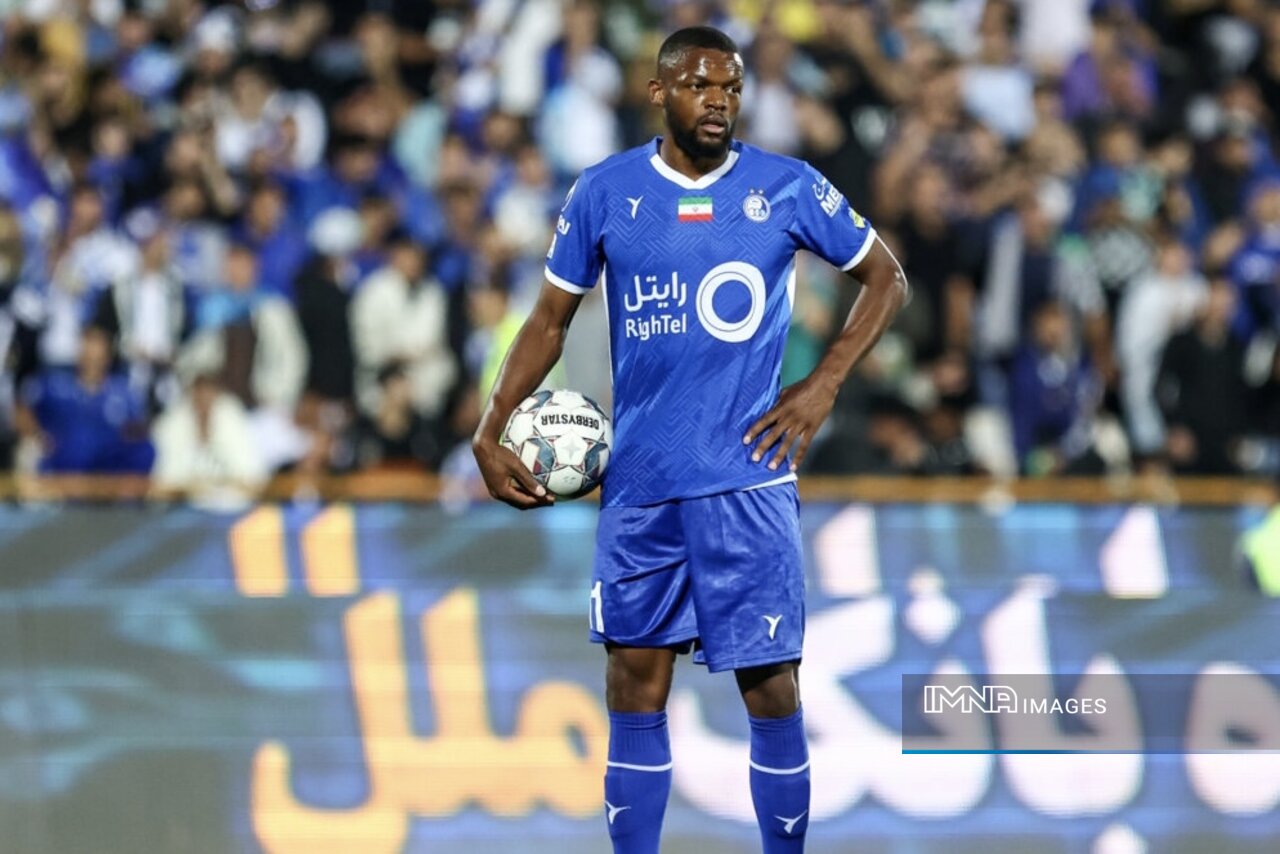 مدافعان بدون مقصد