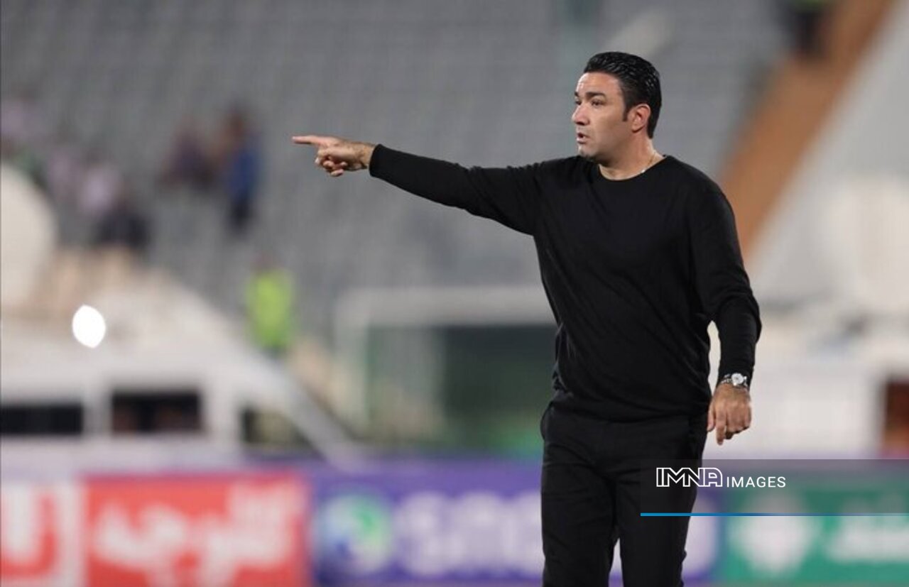 فولاد یا استقلال فرقی نمیکند / جواد نکونام به پرسپولیس نمیبازد