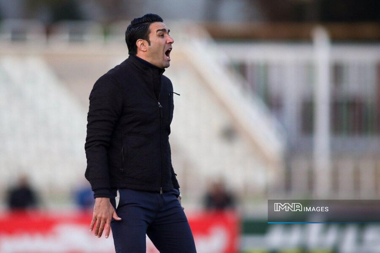 فسخ غیرقانونی نکونام با فولاد