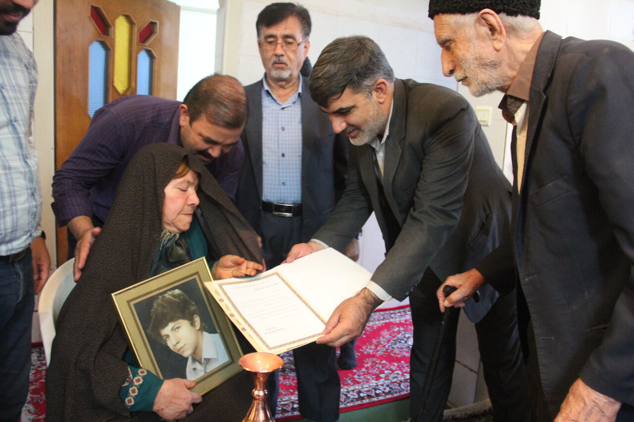 توسعه مشارکتی رویدادهای فرهنگی، رویکرد منطقه ۱۵ /سالن ورزشی چندمنظوره عمومی احداث میکنیم