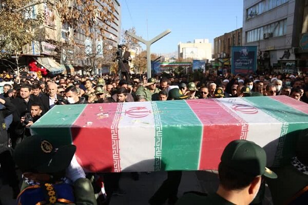 تأثیرگذاری ایران در معادلات بینالمللی به برکت خون شهدا است