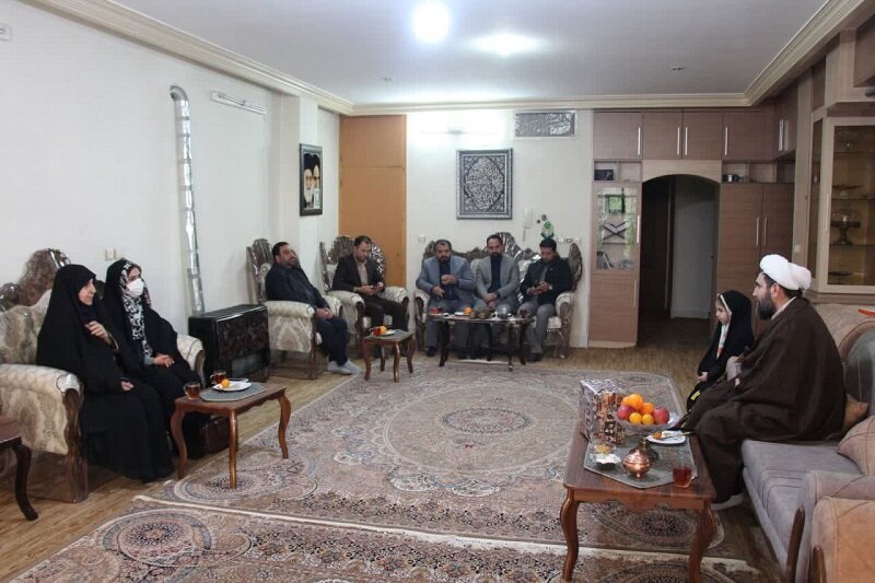 «خدمت به مردم» از نعمات پر توفیق حقتعالی است