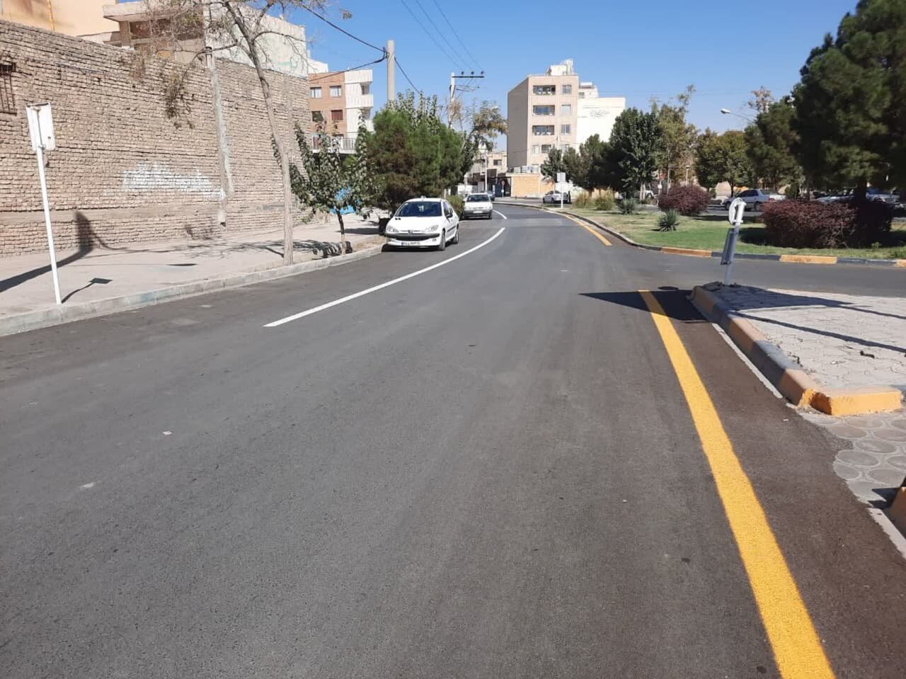 خطکشی معابر و خیابانهای منطقه ۷ اصفهان انجام شد