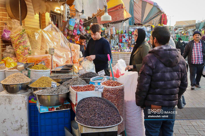 بازار شب یلدا در اصفهان