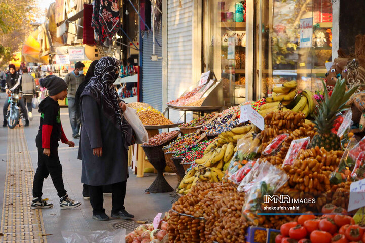 بازار شب یلدا در اصفهان