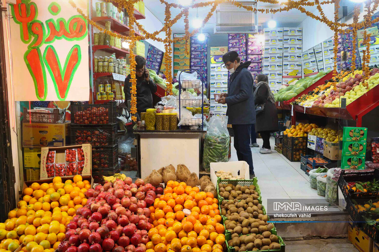 بازار شب یلدا زیر ذرهبین