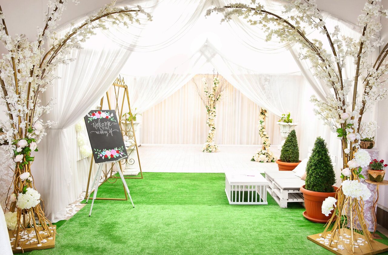 چمن مصنوعی باغ تالار