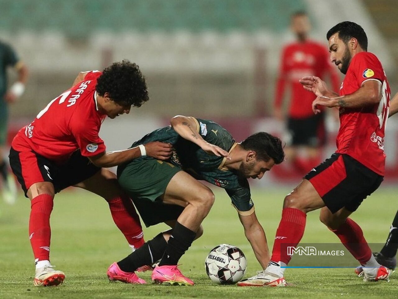 «فیرپلی مالی» یا سقف قرارداد؛ این قوانین به گروه خون فوتبال ایران نمیخورد!