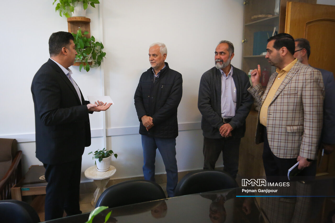 هشتمین ایستگاه «بازدید سرزده شهردار اصفهان» در سازمان پارکهای شهرداری