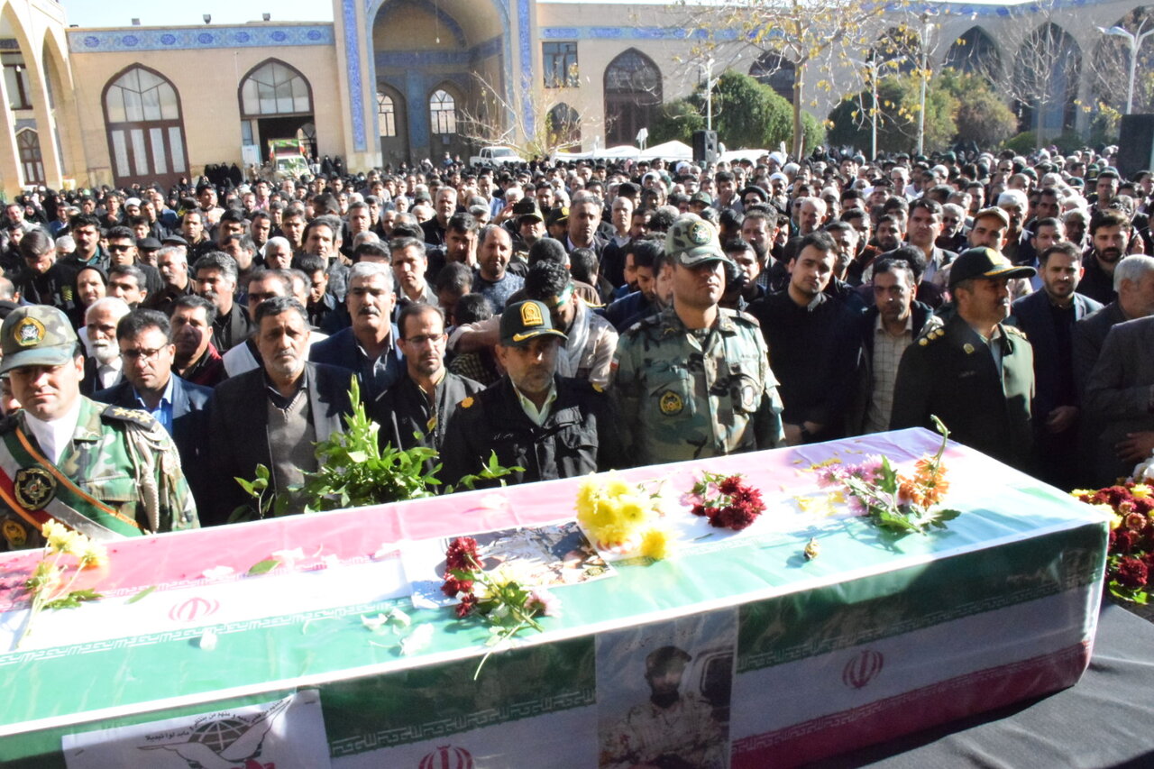 تشییع پیکر شهید «رضا حسینعلی» در رفسنجان