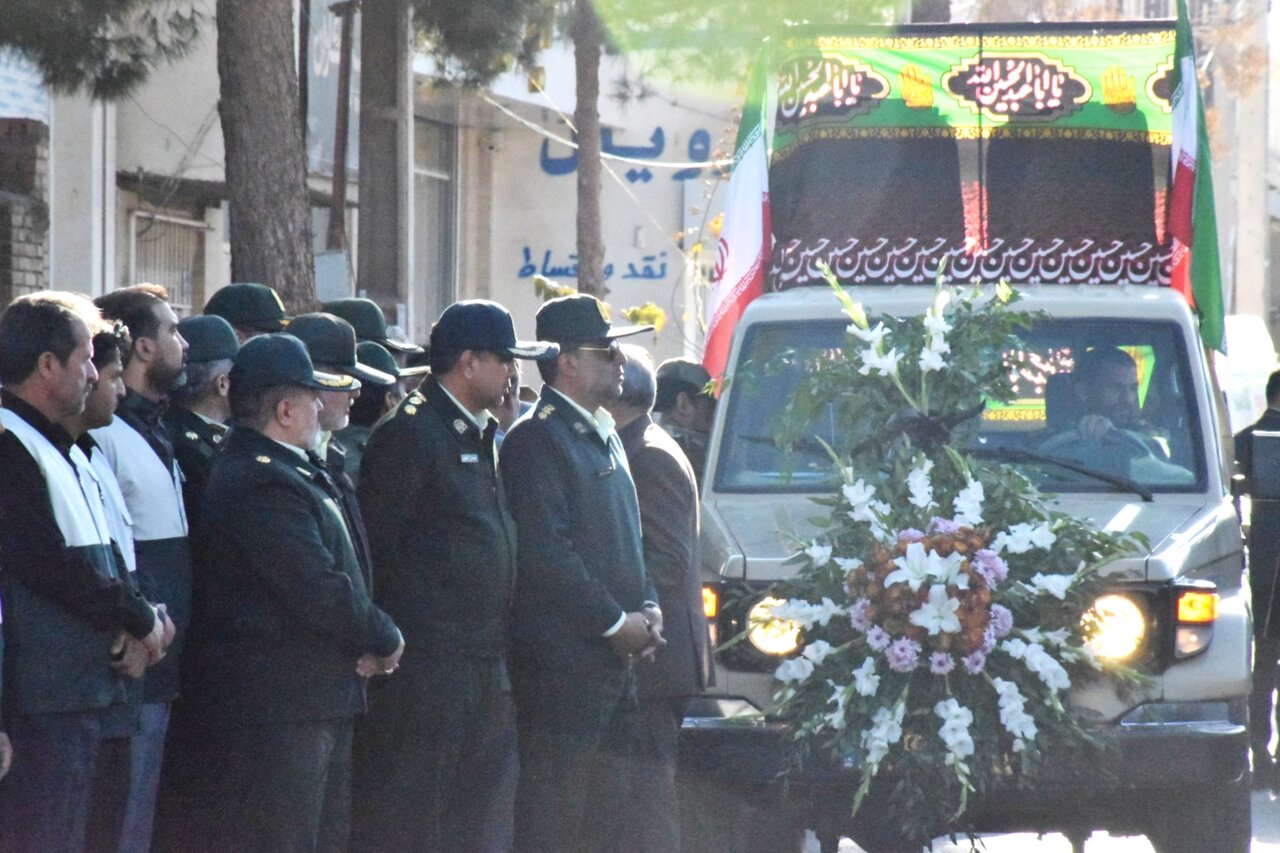 تشییع پیکر شهید «رضا حسینعلی» در رفسنجان