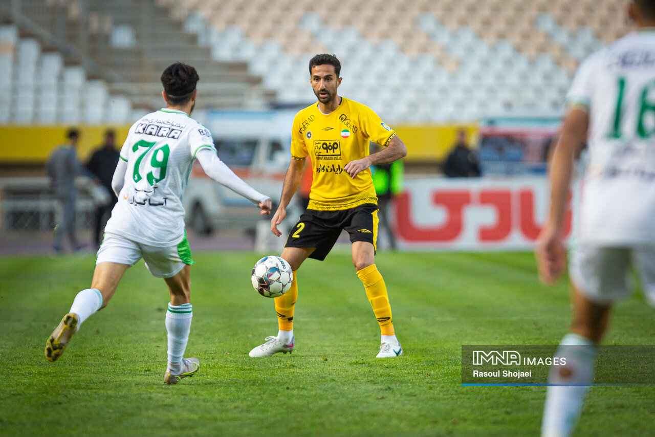 با رضایت یا قشون کشی، مسئله این است