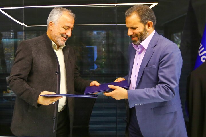 توافق‌نامه همکاری میان گروه صنعتی انتخاب و دانشگاه اصفهان امضا شد