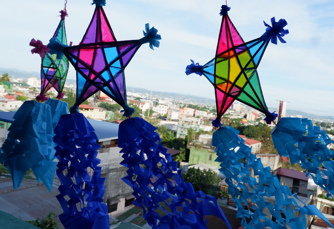 سنتهای عجیب کریسمس در سراسر جهان