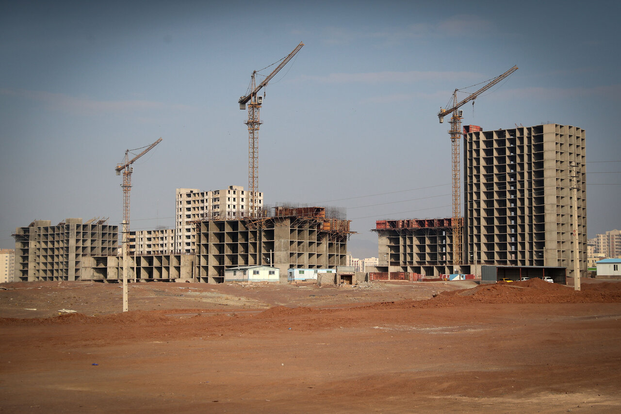 دیوار کوتاه مسکن در بورس بازی