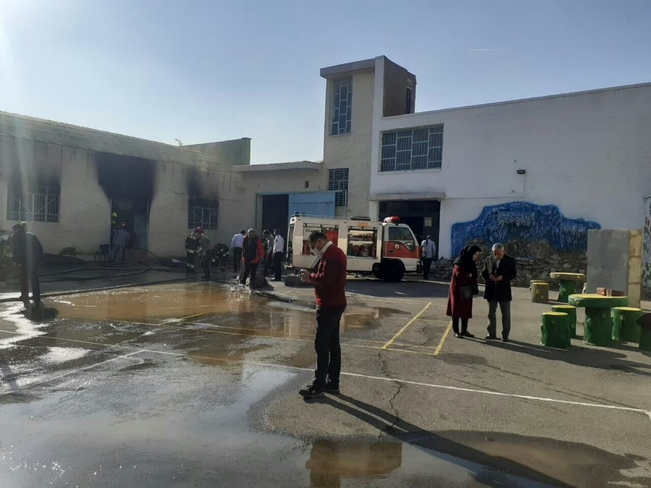آتش‌سوزی انبار نگهداری تجهیزات اطفا شد / حریق ساختمان ۷ طبقه در مهرآباد خسارت جانی نداشت