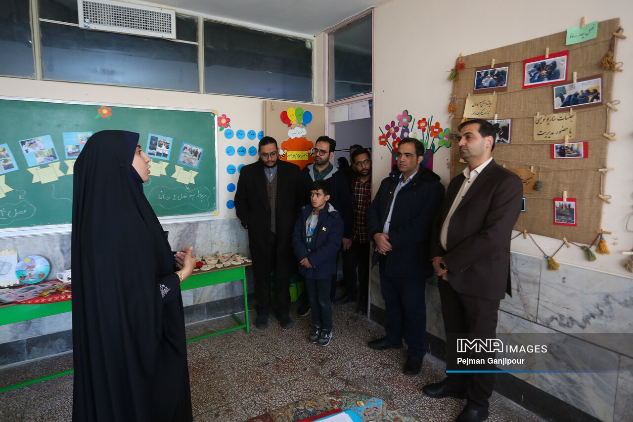 شکوفاسازی الگوهای دینی و اسلامی دانشآموزان در نمایشگاه اسوه حسنه