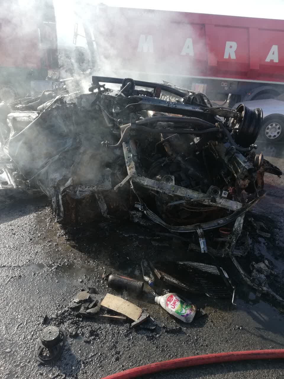 عارضه قلبی راننده علت حادثه مرگبار اتوبان کاشان - قم اعلام شد + عکس