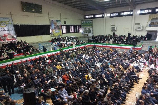 اعتماد مردم به ولایت، حافظ انقلاب است + فیلم