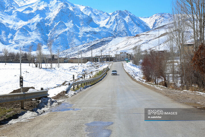 Melting Landscapes: Climate Change Alters Snowfall Patterns in Iran's Kurang