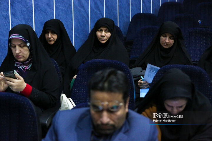 همایش حضور مؤثر بانوان در عرصه دستیابی به الگوی سوم زن مسلمان