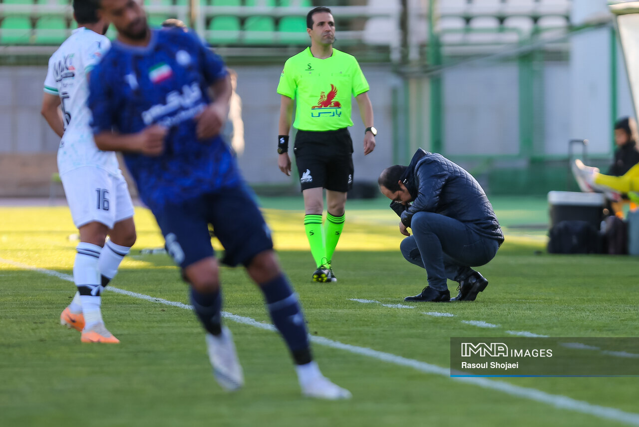 شهرستانیها صف اول درآمدزایی فدراسیون فوتبال