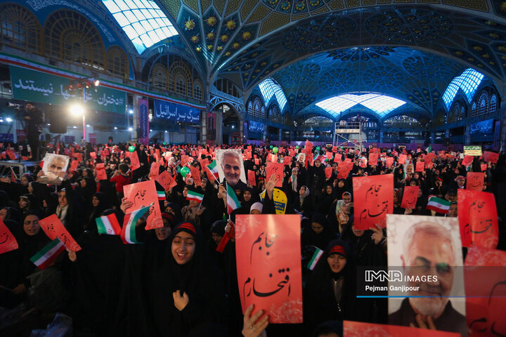 اجتماع «دختران حاج قاسم» در اصفهان