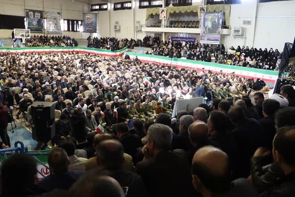 شهید سلیمانی درس عزتمندی به ملت داد/ شهدای کرمان ناجوانمردانه به شهادت رسیدند + فیلم