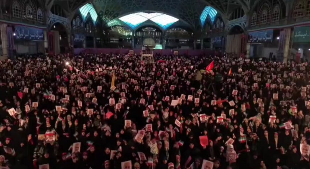 «حاج قاسم» فصل مشترک دهها هزار دختر اصفهانی / وقتی واژه قهرمان به نام او گره خورد