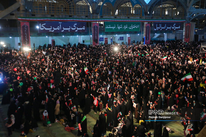 اجتماع «دختران حاج قاسم» در اصفهان