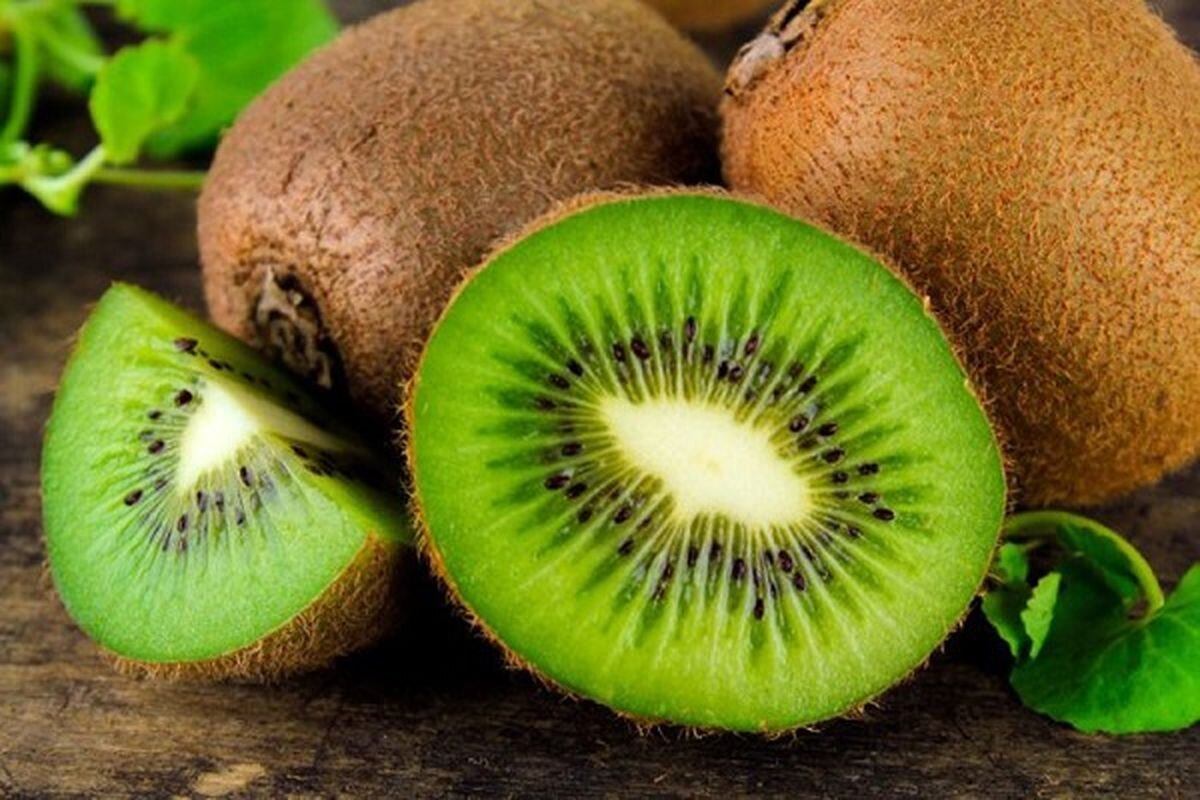 گرد غُبار بر بازار کیویفروشان مازندران