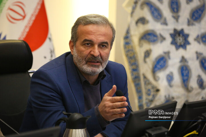 شورای شهر اصفهان از افزایش درآمدهای پایدار استقبال می‌کند/تصویب ردیف‌های بودجه‌ای مناطق
