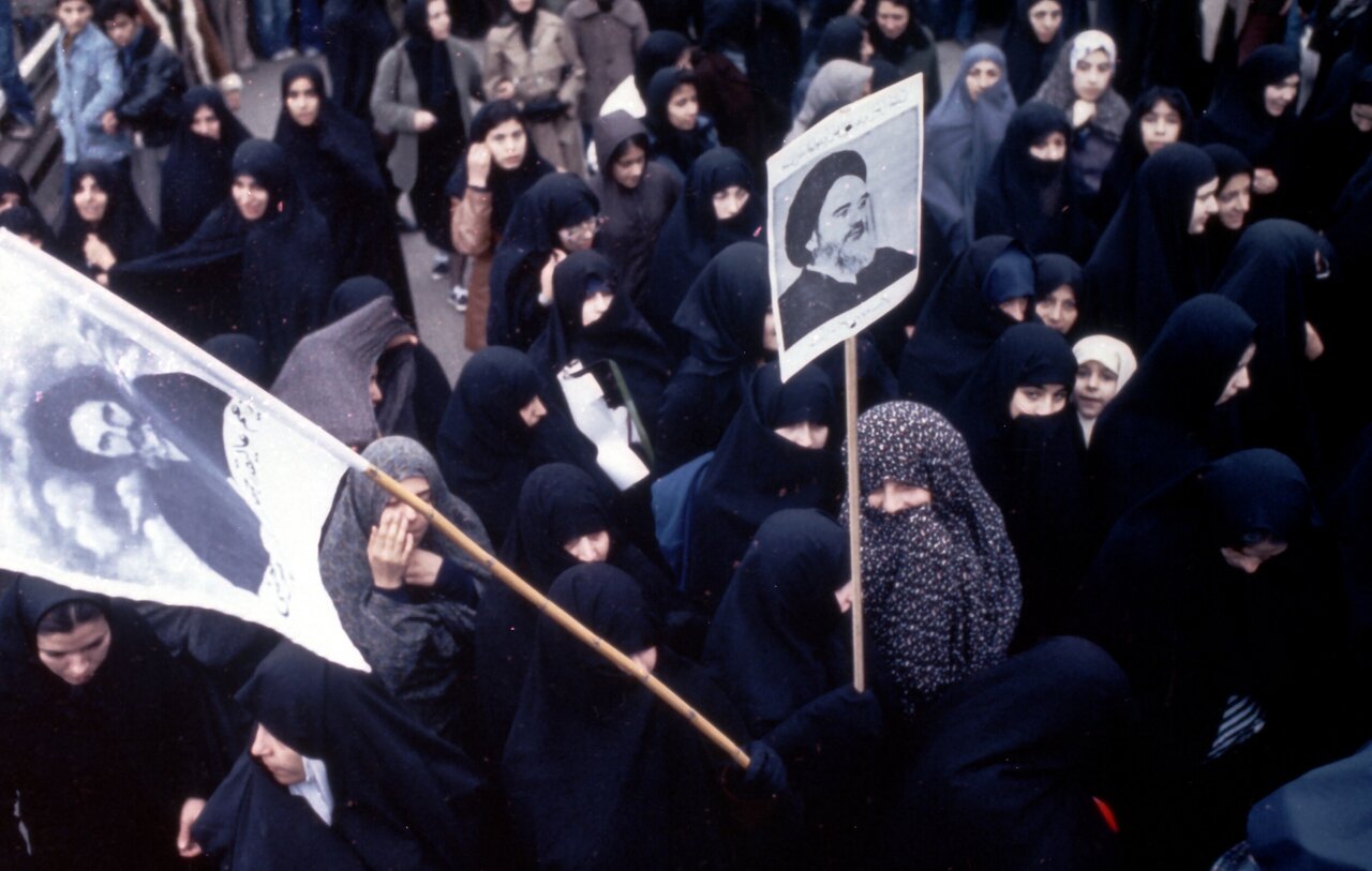 توطئه غربی برای حیازدایی