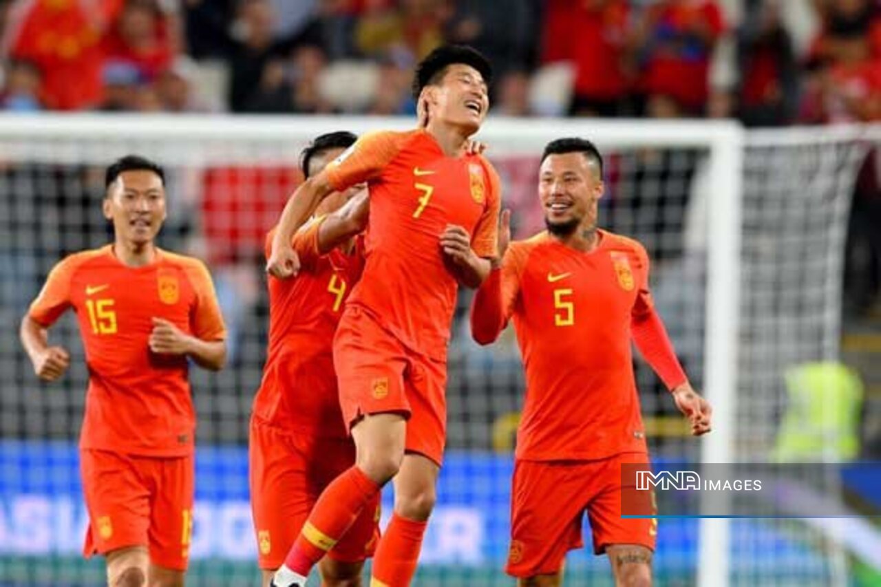 مدافع عنوان قهرمانی و کانگروها سردمداران گروههای اول و دوم