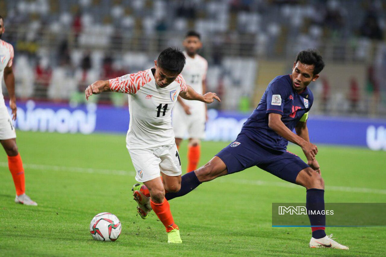 مدافع عنوان قهرمانی و کانگروها سردمداران گروههای اول و دوم