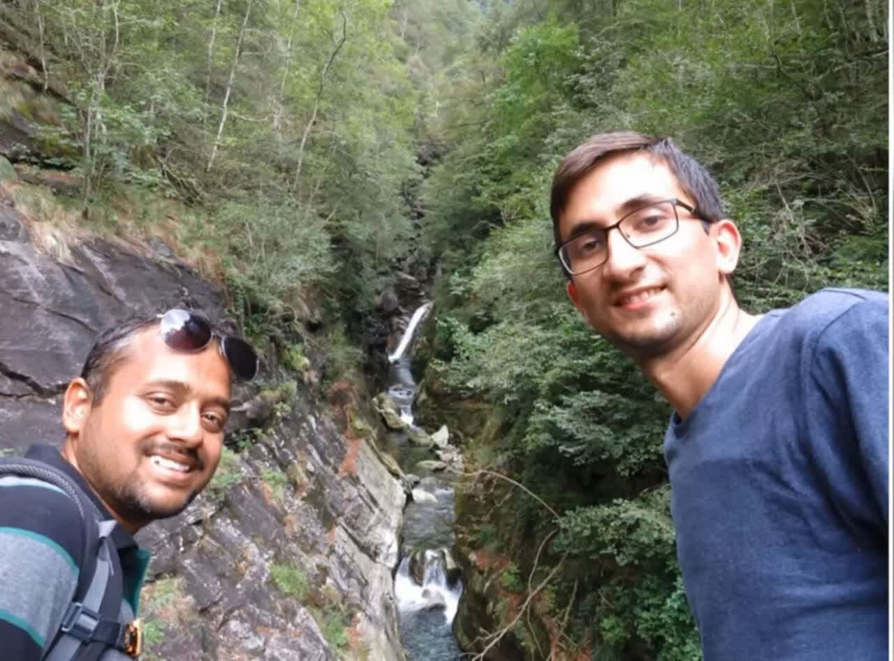 خرده روایتی متفاوت از پرواز ۷۵۲؛ شوق وصل به مجالس مذهبی در قلب اروپا