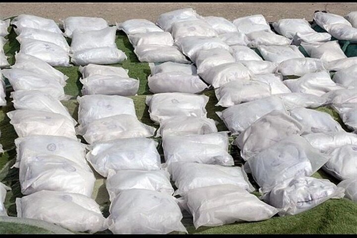 کشف بیش از ۱۱ کیلوگرم مواد مخدر شیشه در شهرستان داراب