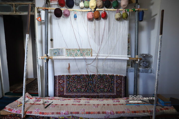 جیریا، روستای فرش دستباف