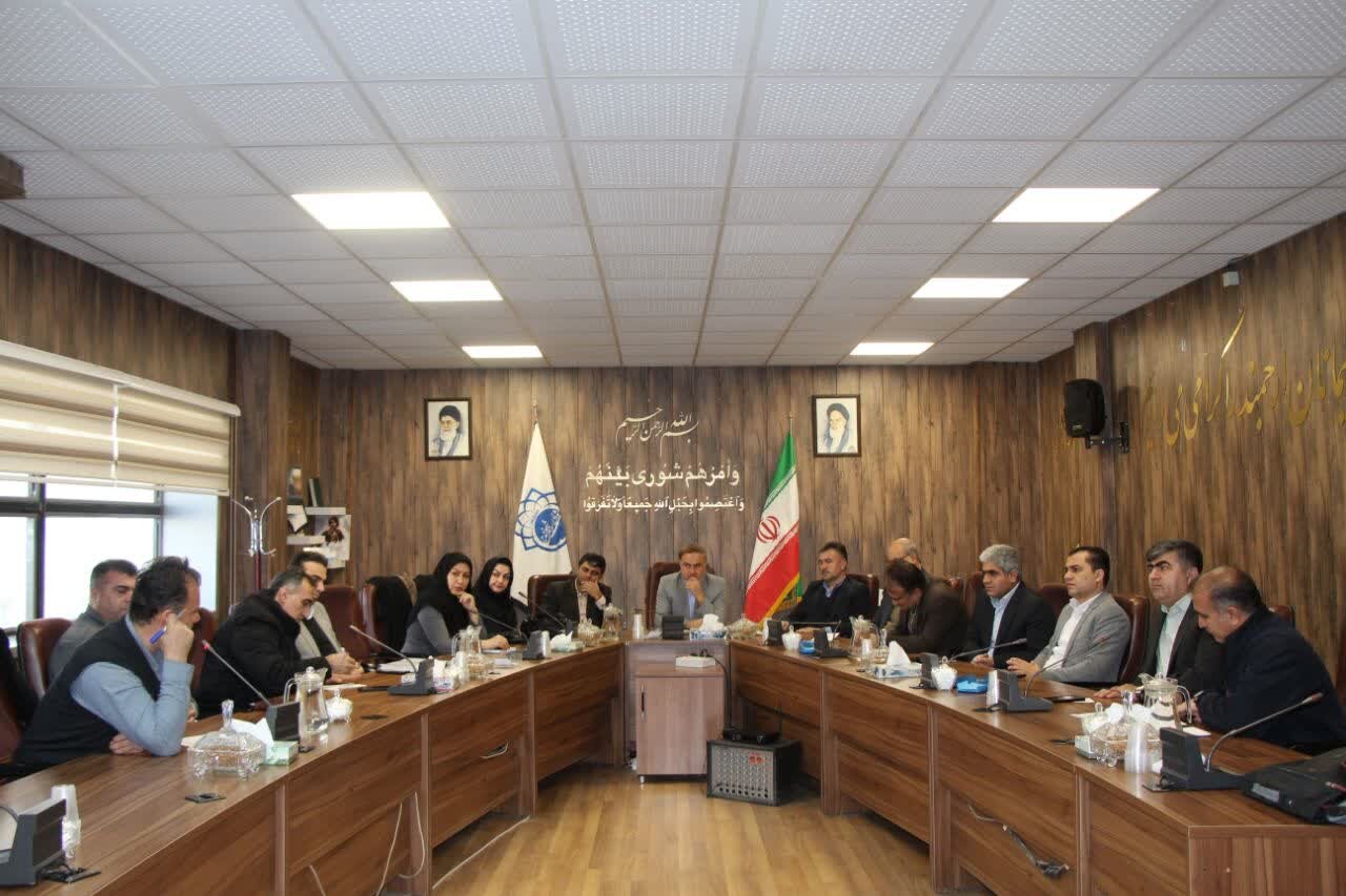 آموزش مفاهیم حقوق شهروندی در مدارس مورد توجه قرار گیرد