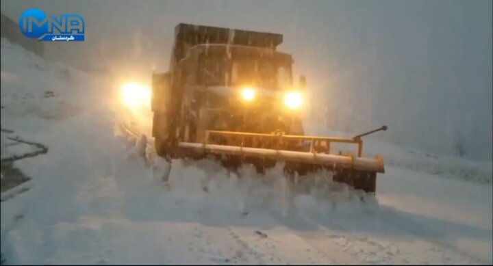 فیلم| بارش برف زمستانی در محور بانه-سقز