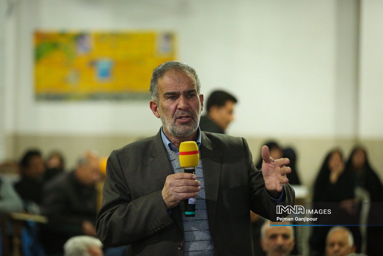 اهالی منطقه ۱۳ در دیدار مجدد با شهردار اصفهان چه گفتند؟