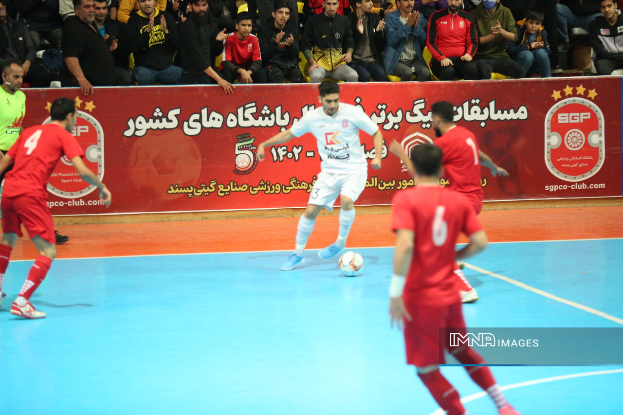 ساعت پخش زنده بازی گیتی پسند و آناصنعت پاسارگاد در لیگ برتر فوتسال‌ + شبکه ورزش و آنلاین