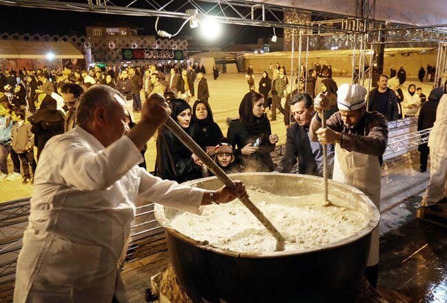 سمنوپزان آئینی دیرینه در کاشان