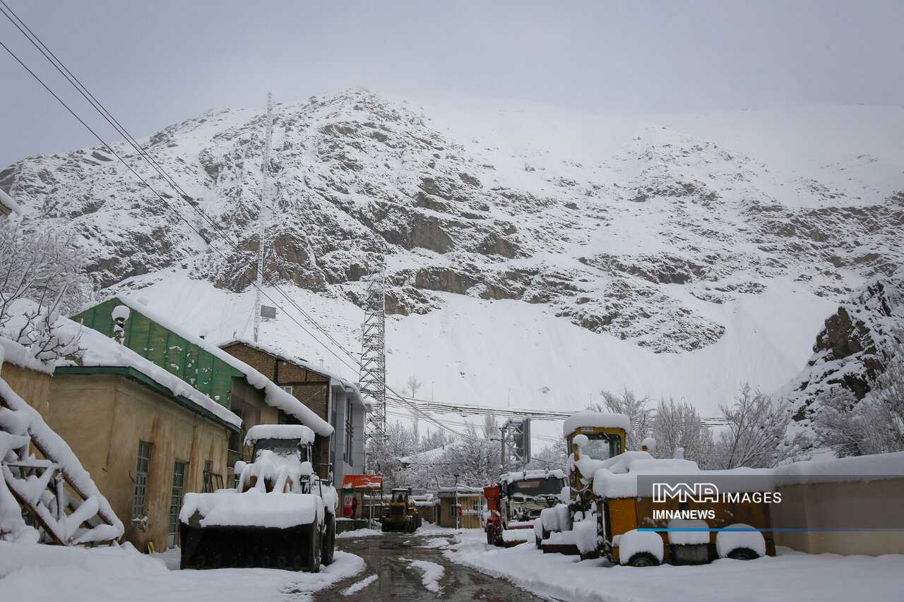 کاهش دمای هوا تا ۶ درجه در اصفهان/ کولاک برف و یخبندان استان را فرا می‌گیرد