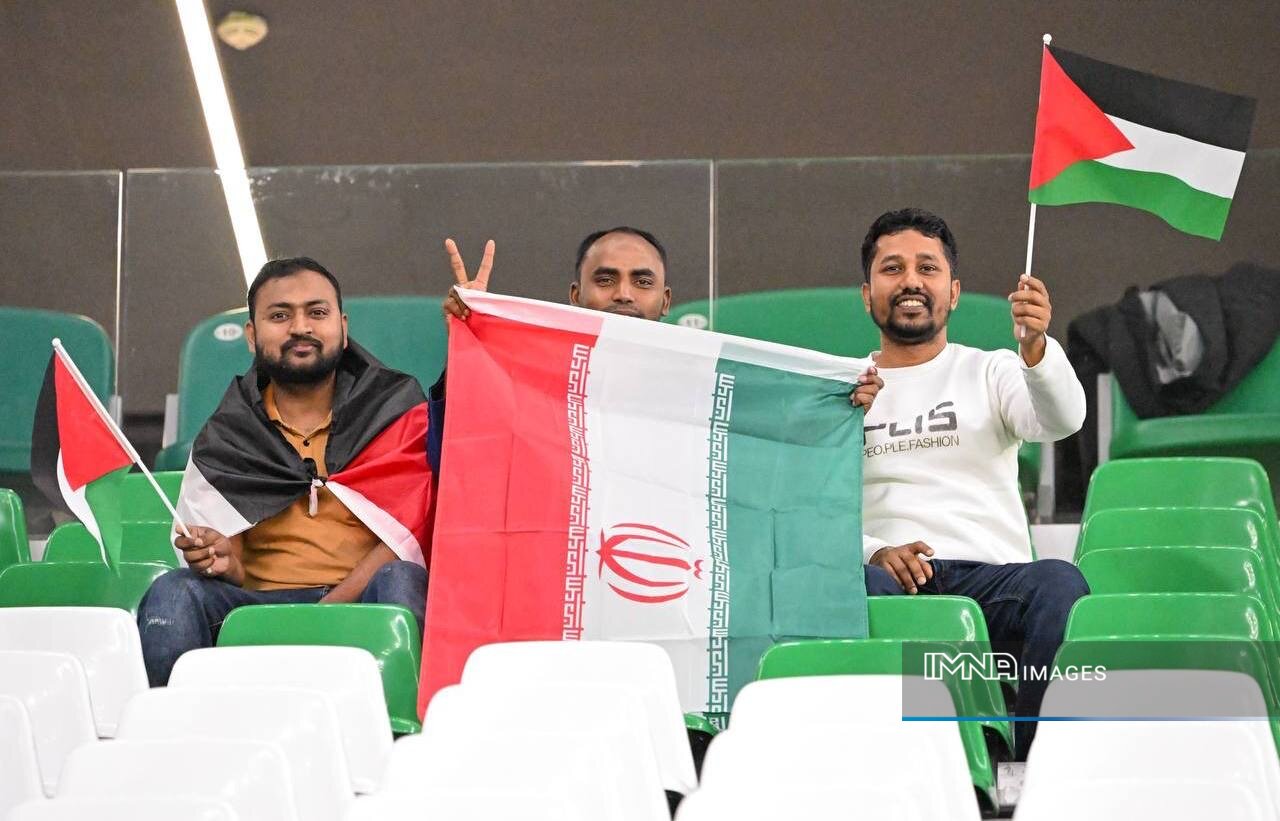ایران ۴- فلسطین ۱/ یوزها با توپ پر شروع کردند